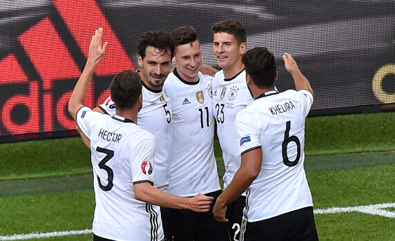 欧洲杯-博阿滕世界波小德传射 德国3-0大胜晋级