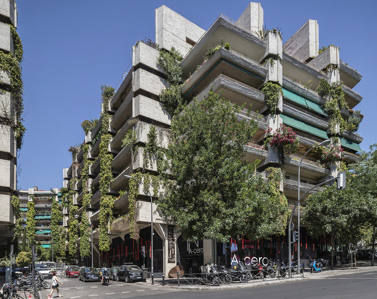 探索马德里的粗野主义建筑 - 9 的图像 12